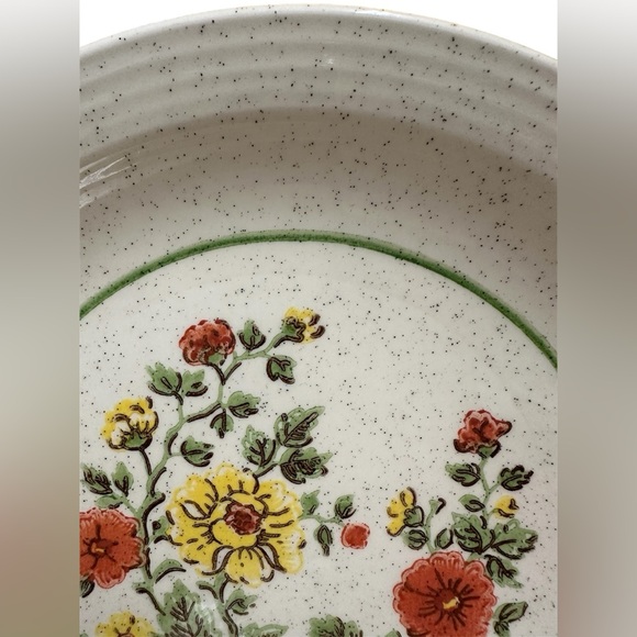 Vintage Homer Laughlin Garden Song 70's
Dinner Plate and Salad/Dessert Plate- - Picture 5 of 6